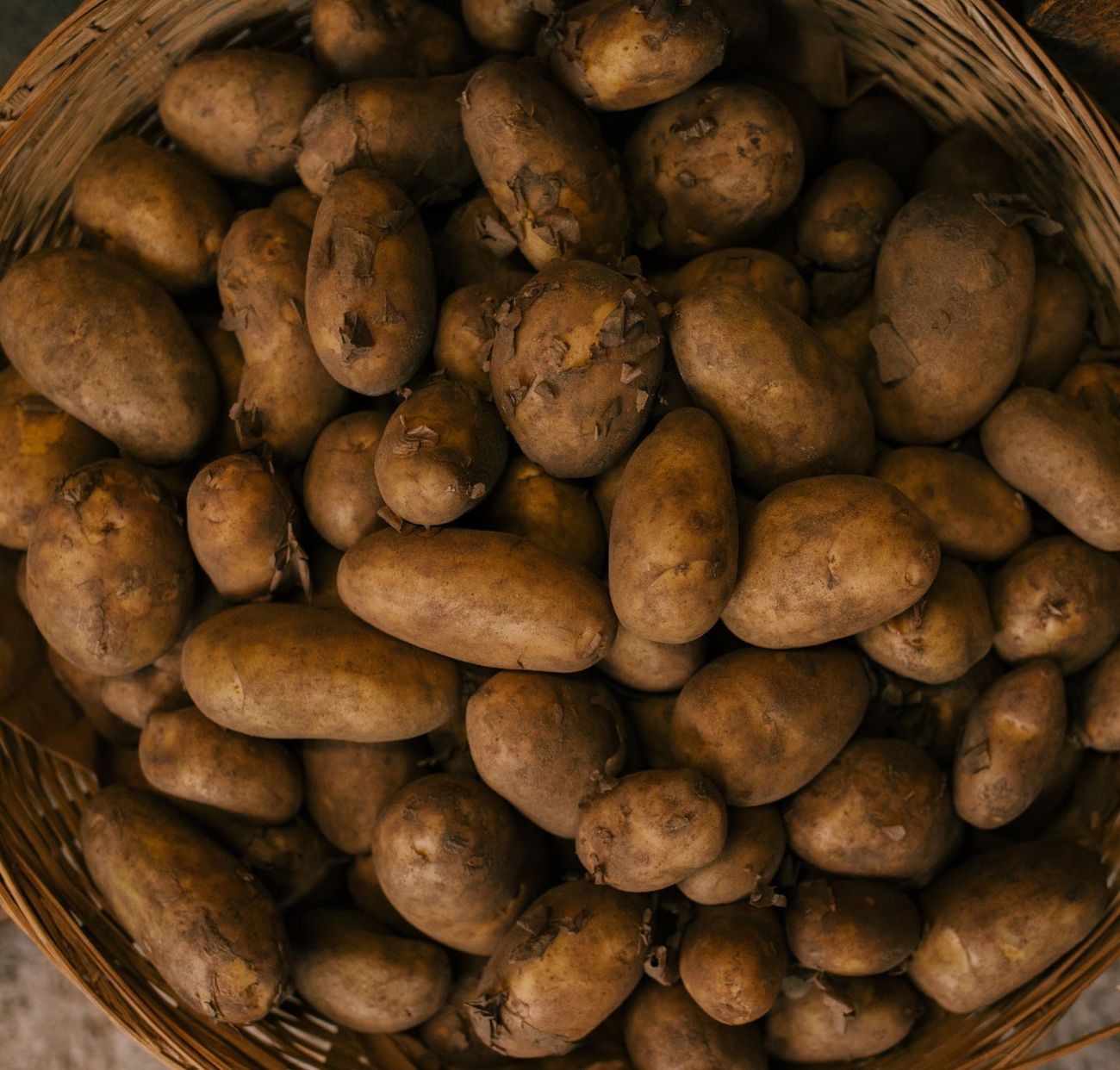 Cesto di patate